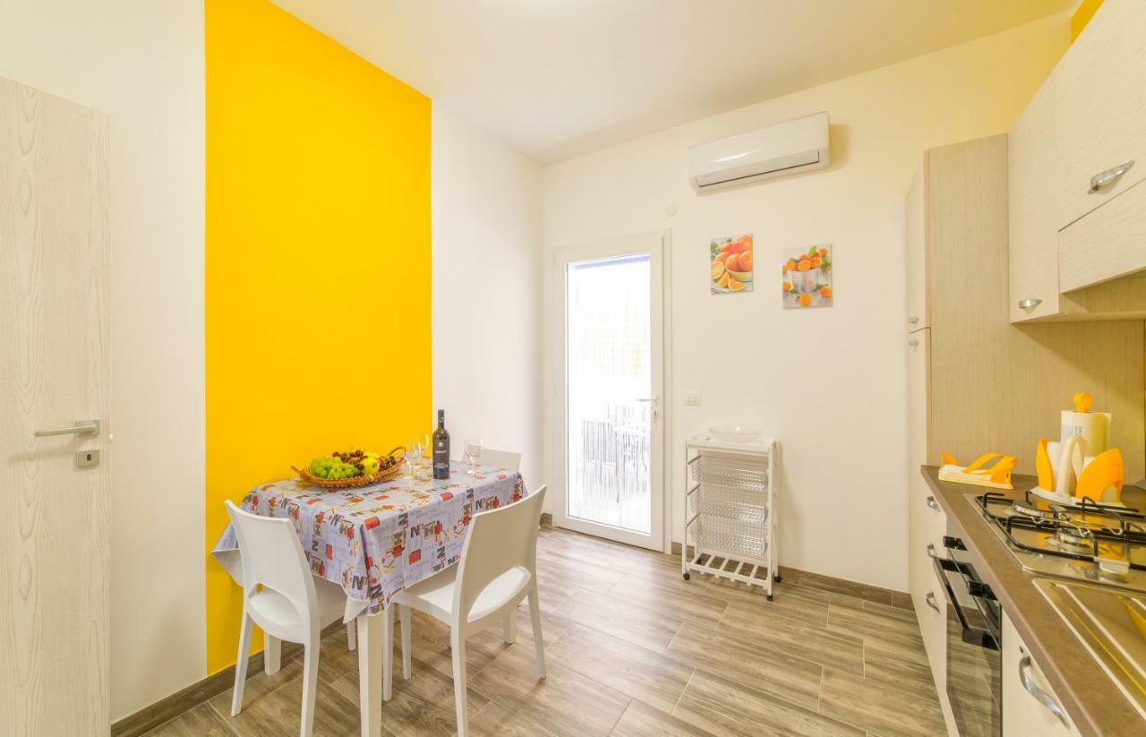 Villa Al Mare Porto Palo Esterno foto